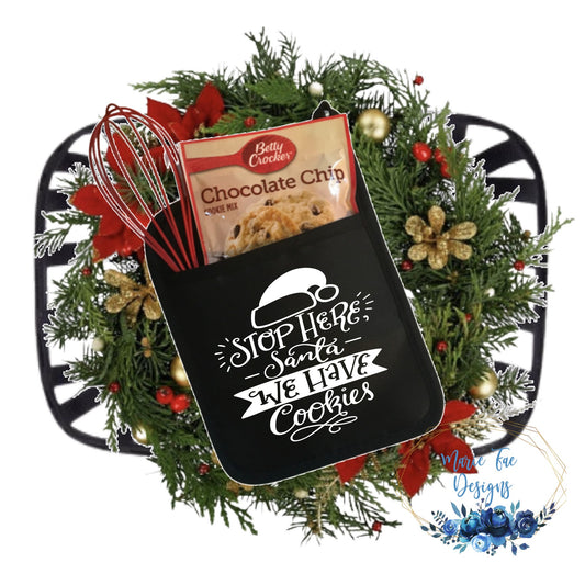 Pot Holder -santa stops here